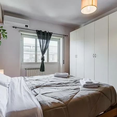 Near Metro A - Modern Boho Style Apartment Rome
