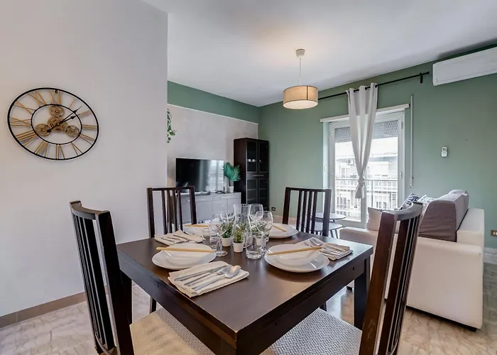 Near Metro A - Modern Boho Style Appartamento